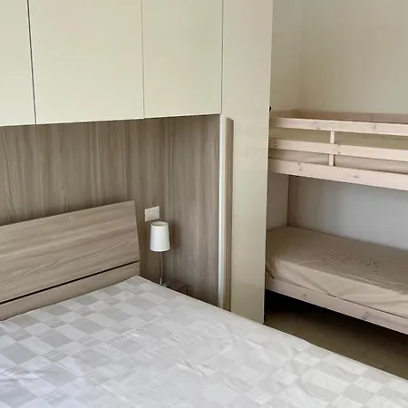 Carlo's Dp34 -oasi Tra I Porti-