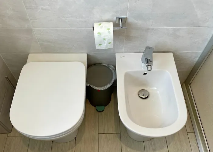 Carlo's Dp34 -oasi Tra I Porti- San Remo